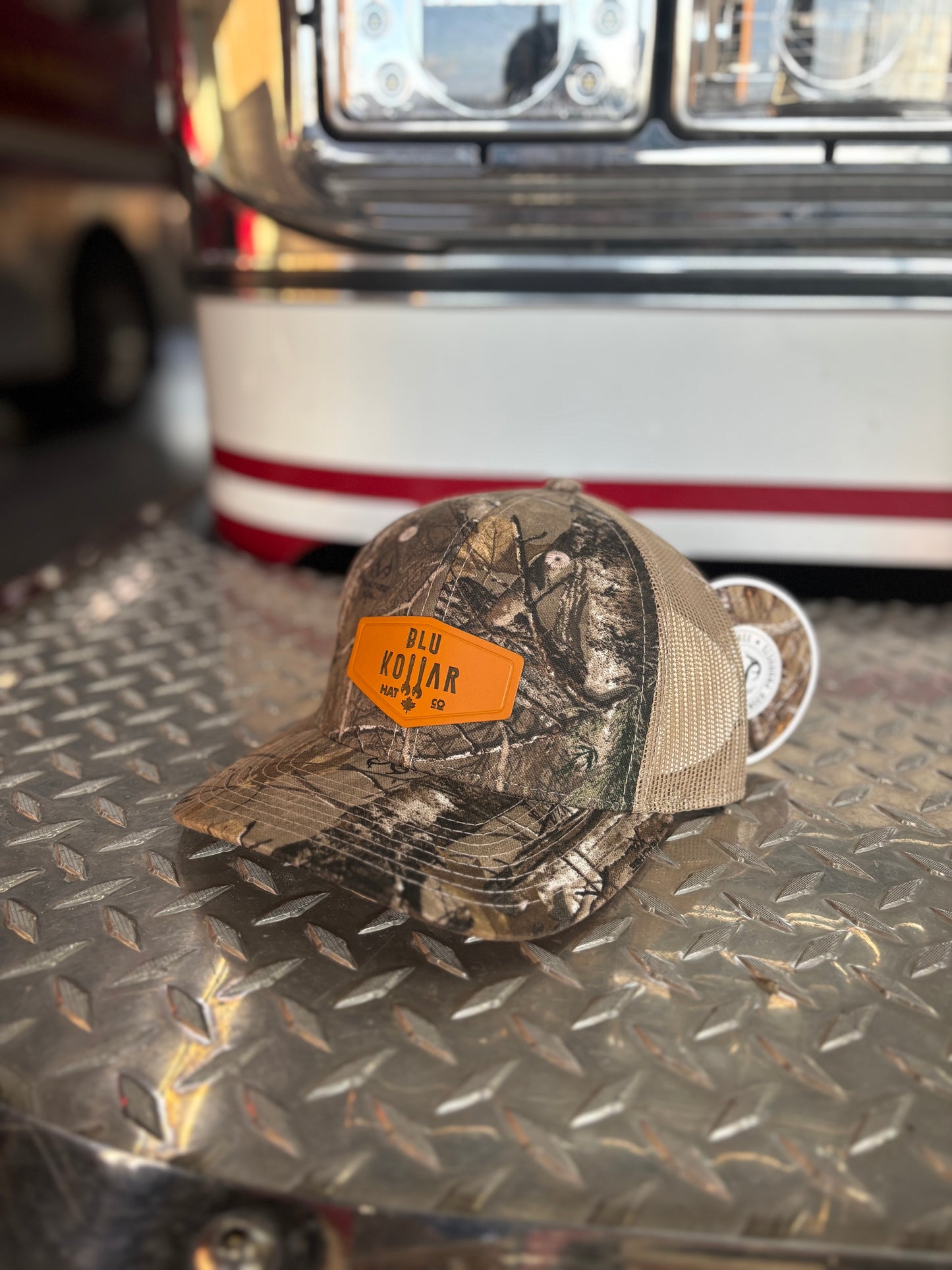 BKHCo. - YP CLASSICS® RETRO TRUCKER CAP (Realtree Camo)